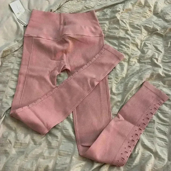 Brand: Spiritual Gangster Light Pink Leggings NEW XS - Picture 3 of 4